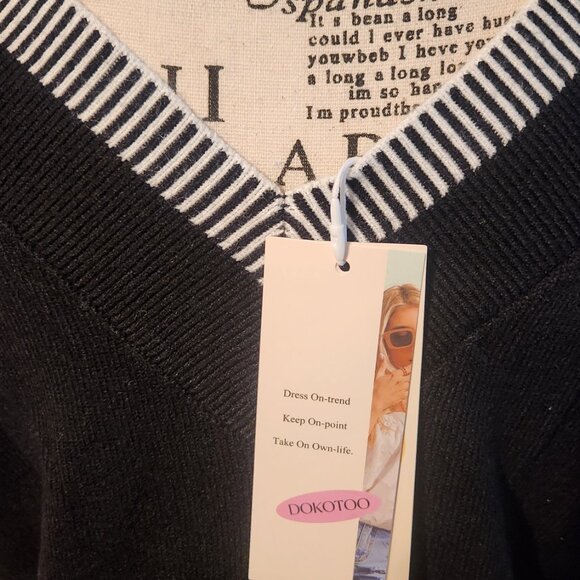 Dokotoo Women’s V-Neck Sleeveless Sweater Vest Medium - Picture 8 of 16